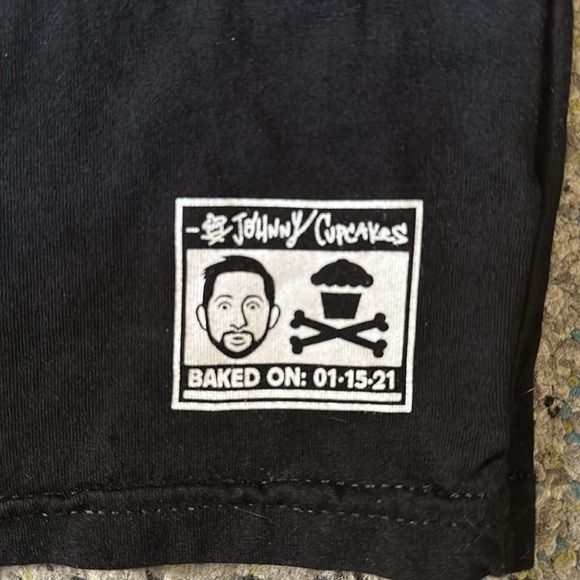 New Johnny Cupcakes Toddler tshirt size 3T - Picture 3 of 7